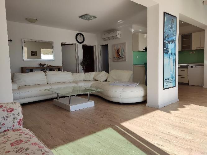 Divine View Apartment Donji Seget Exterior foto